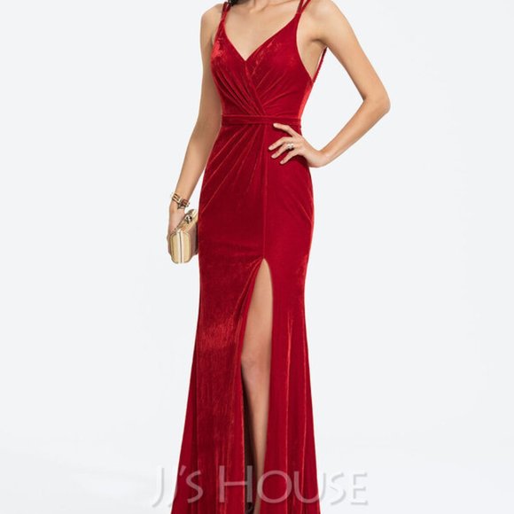 V-neck Sweep Train Velvet Prom Dresses With Ruffle Split Front - Picture 1 of 6